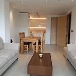 375 Kensington High St Apartment